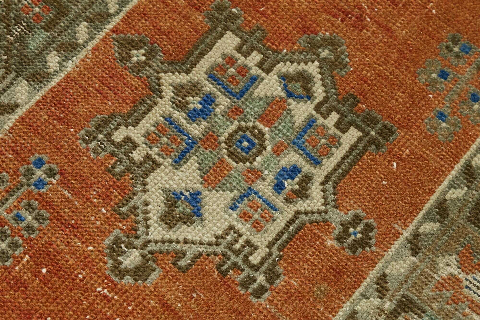 Turkish Vintage Anatolian Rug 69 cm x 120 cm
