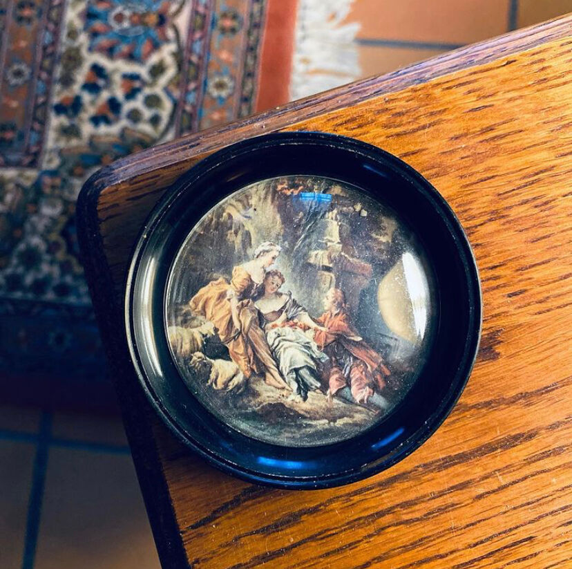 Two mini frames classic paint