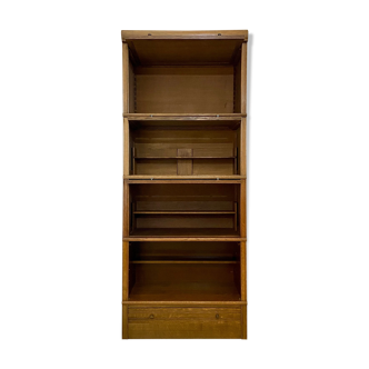 Dark wood display case 4 compartments and 1 drawer