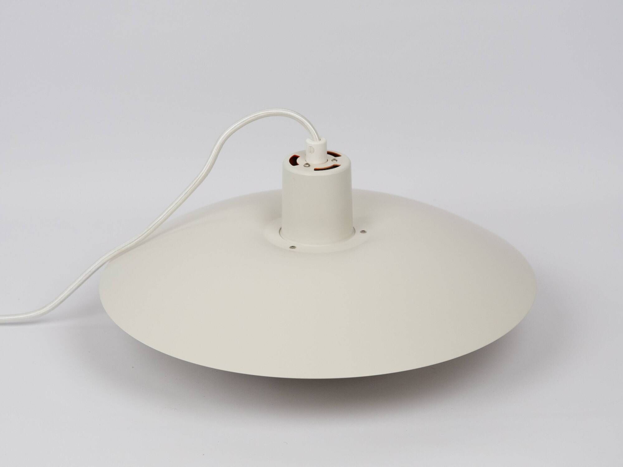 Suspension danoise PH 4/3 par Poul Henningsen, Louis Poulsen, 1966