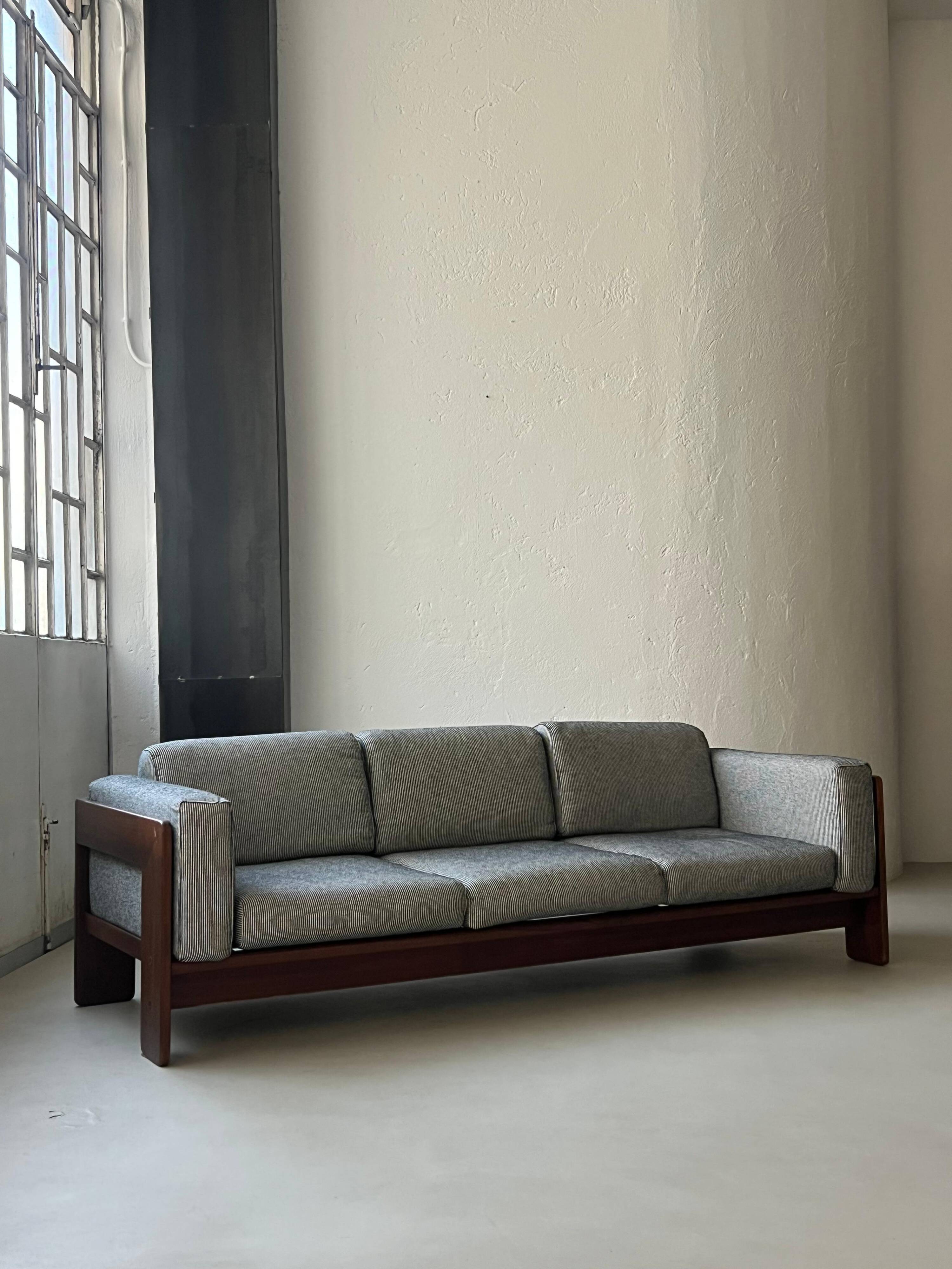 Sculptural Mid Century Bastiano sofa by Afra and Tobia Scarpa, Made in Italy