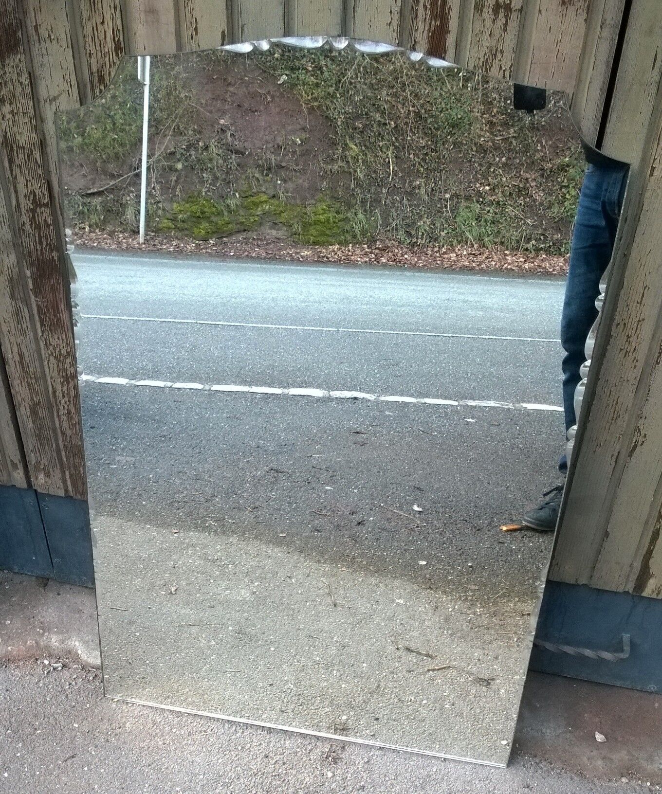 Bevelled mirror from the 30s