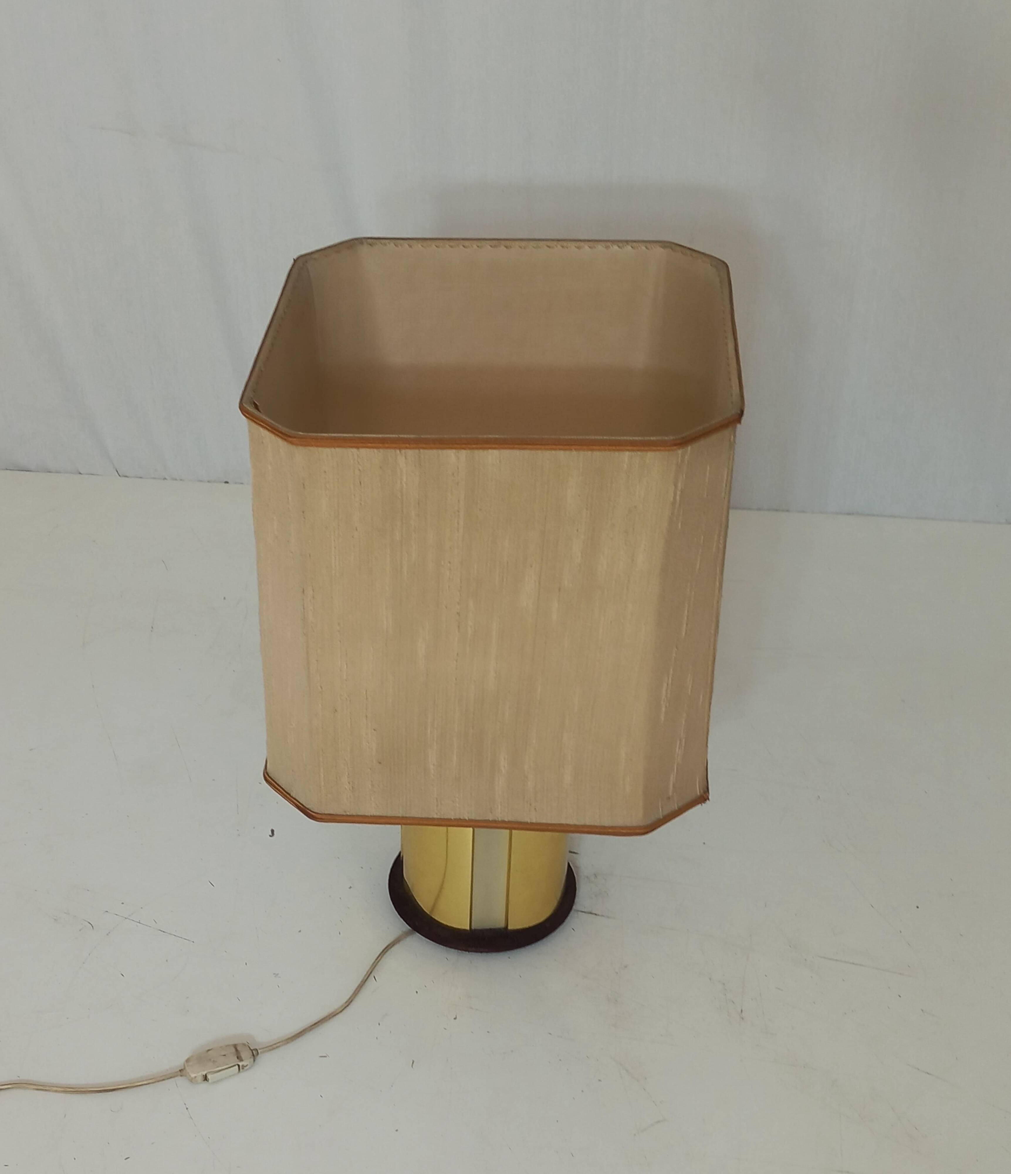 Mid-Century Classic Table Lamp, 1960s