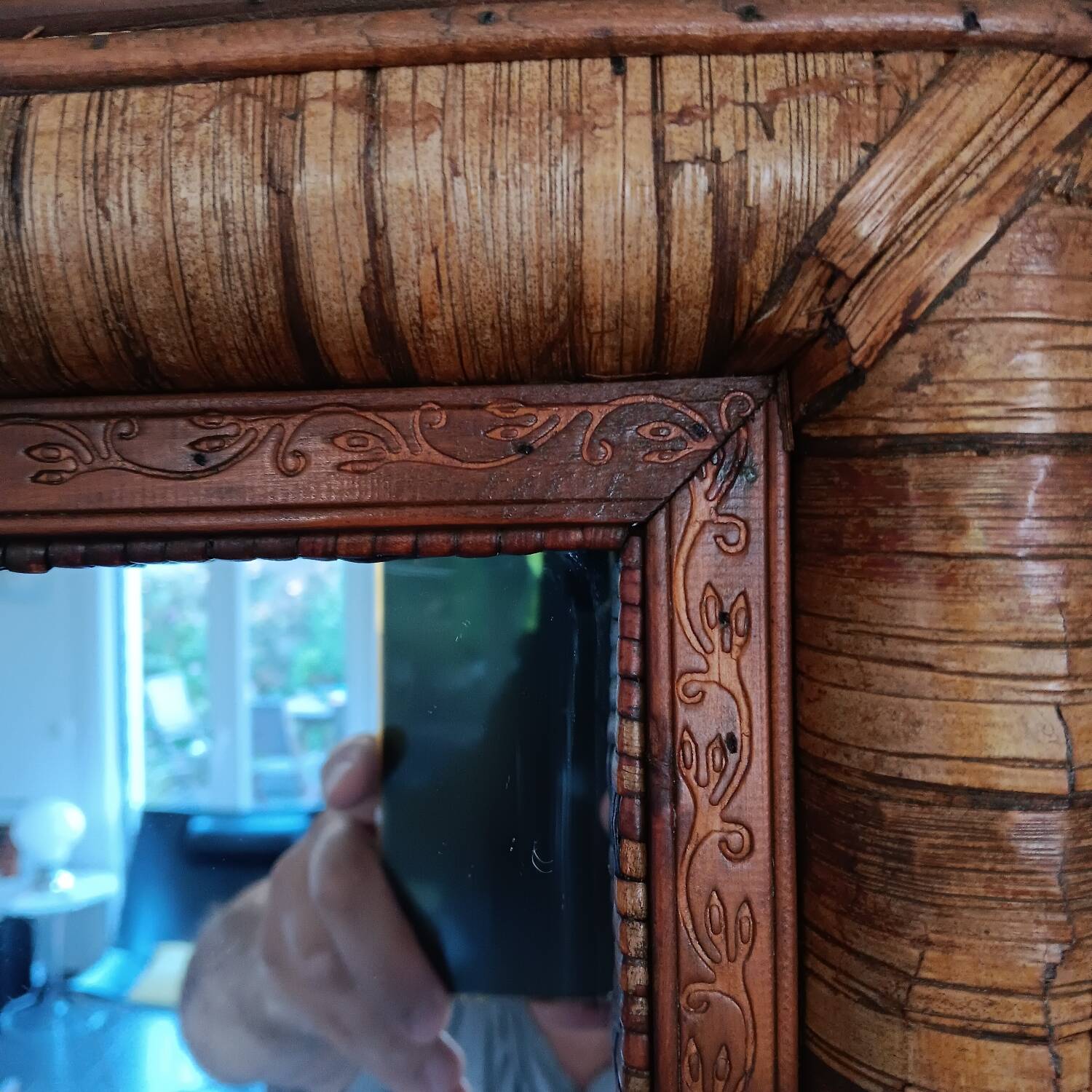 Wall mirror in rattan, wicker and wood