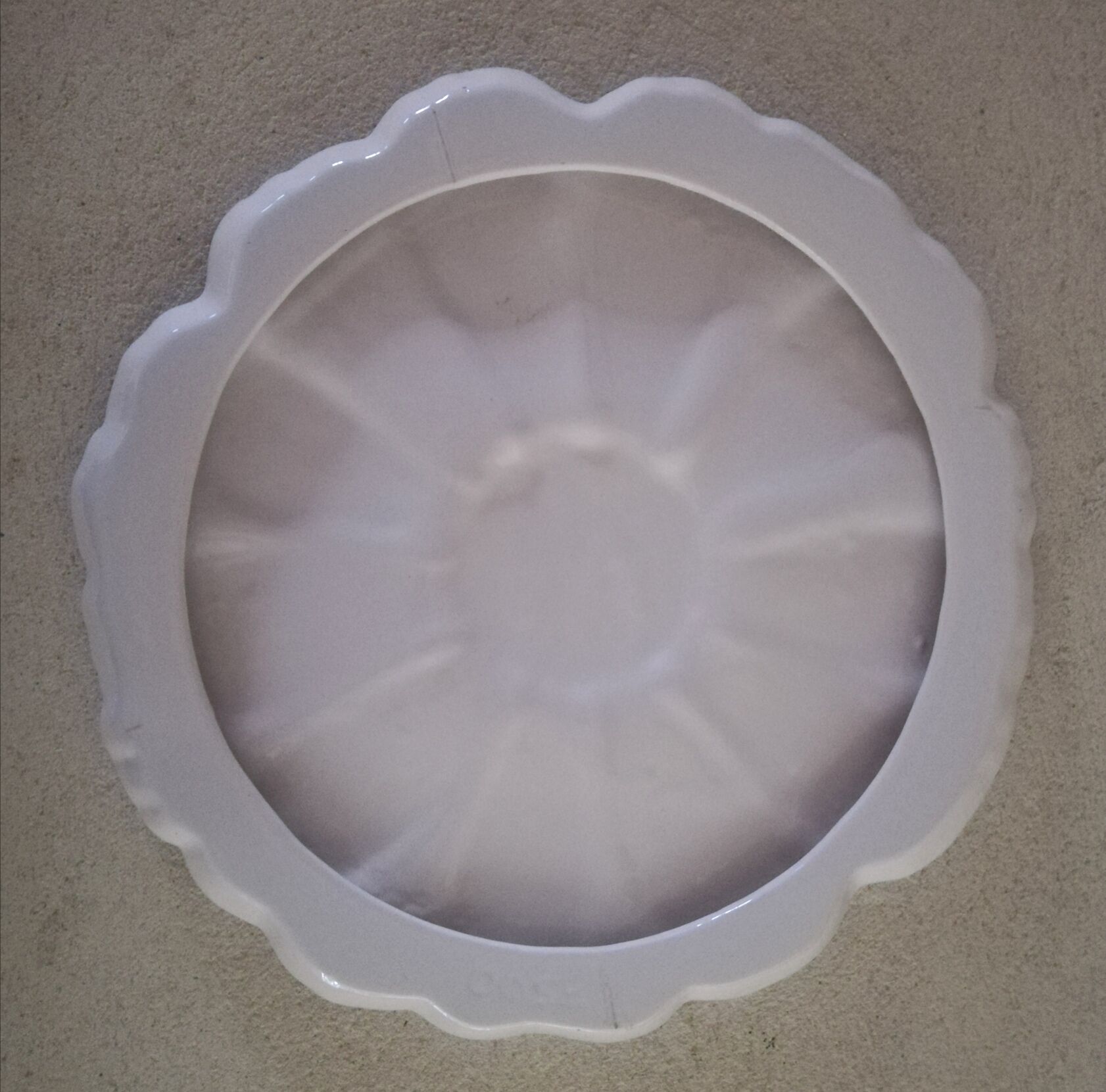 Earthenware centerpiece centerpiece