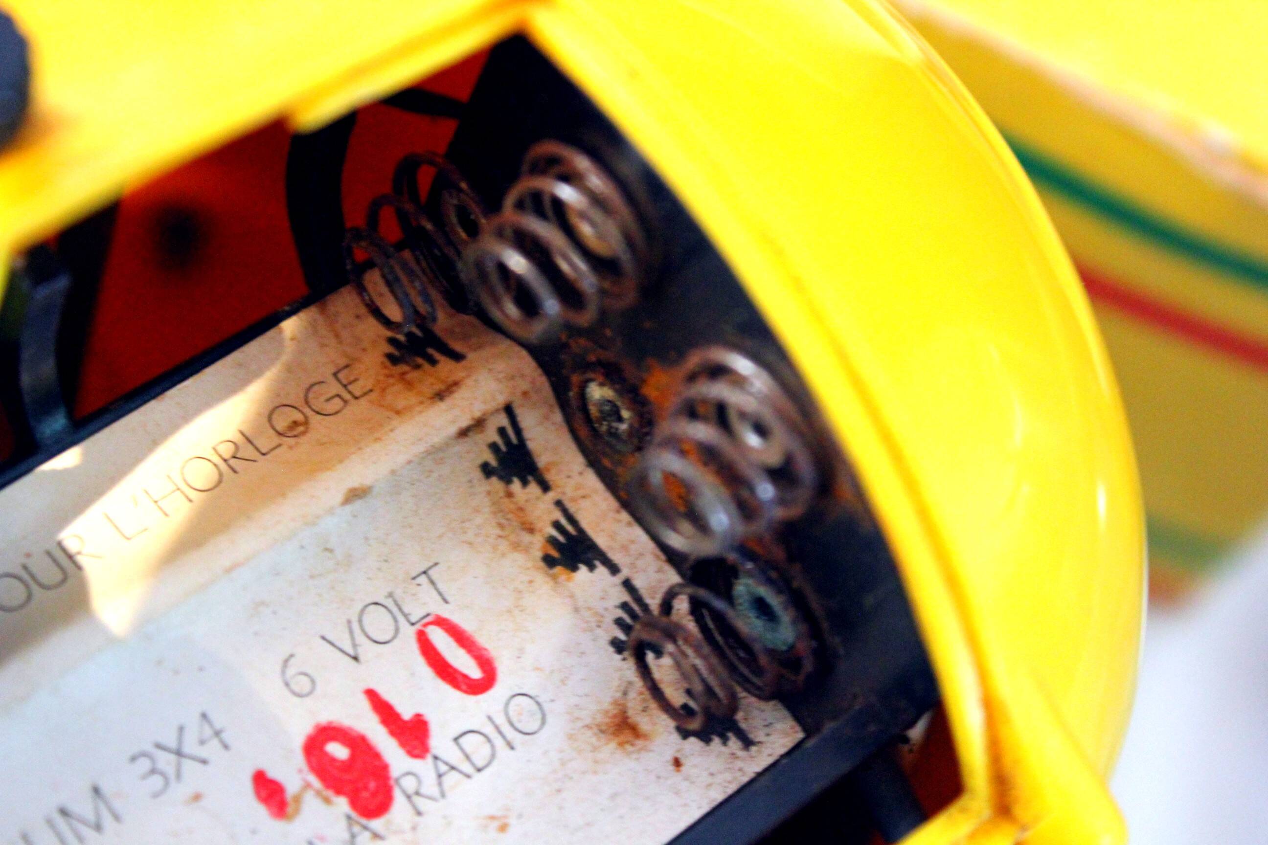 Japy yellow vintage space age alarm clock radio from the 70s