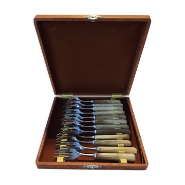 Box of 12 dessert forks