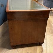 bureau de campagne antique