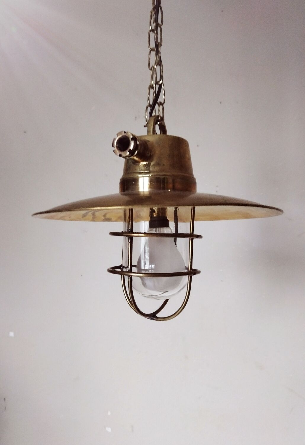 Genuine brass boat suspension