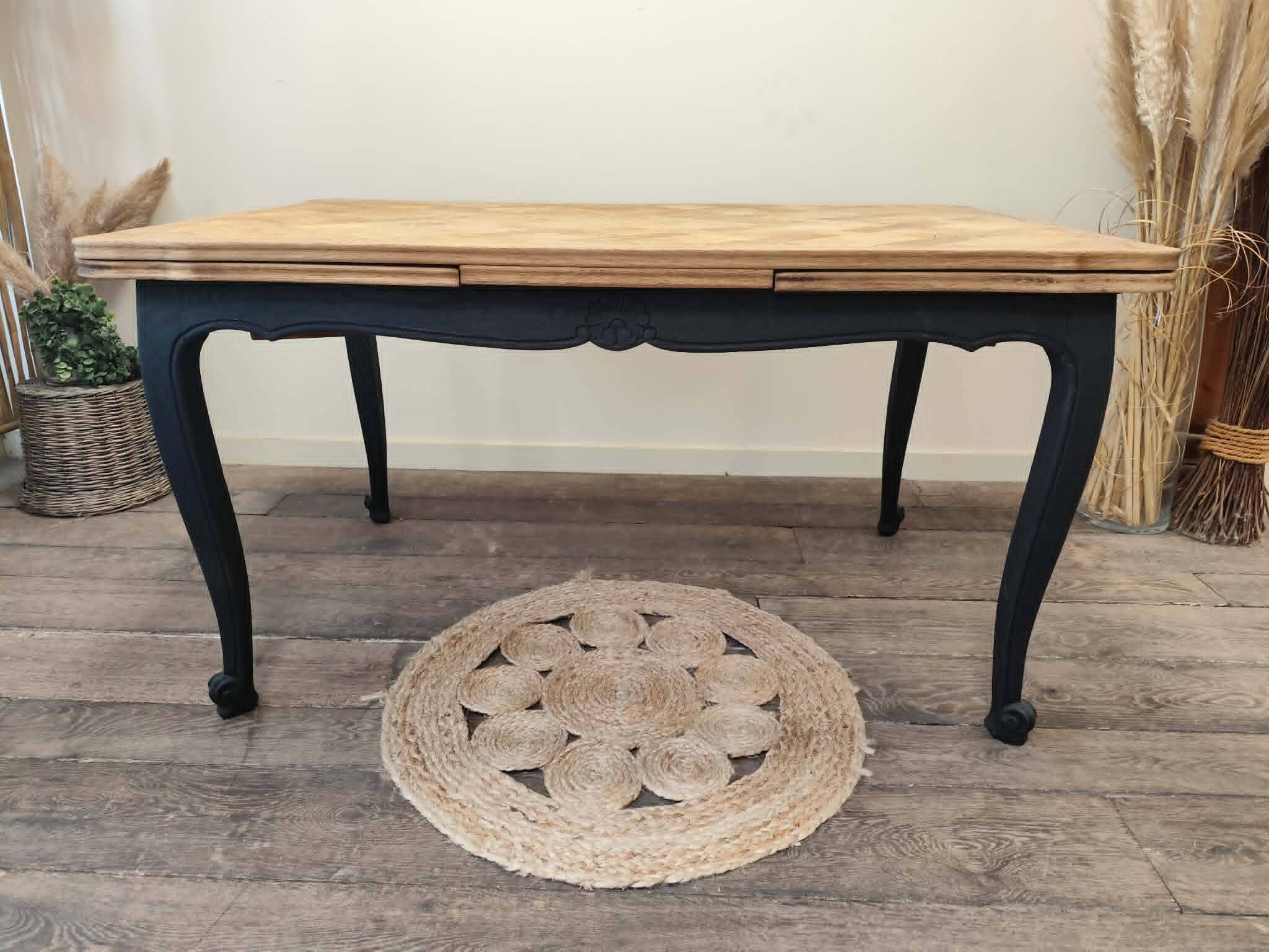 Table style regence en chene massif