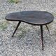 Petite sellette tripode forme haricot