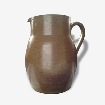 Numbered enamelled stoneware pitcher