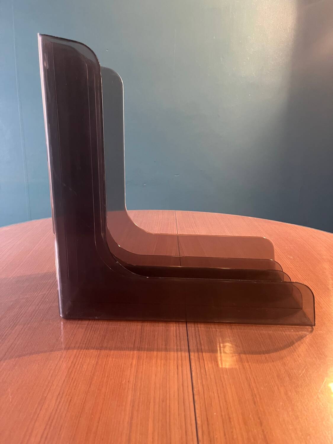 Vinyl holder for storing 33 rpm vinyl records