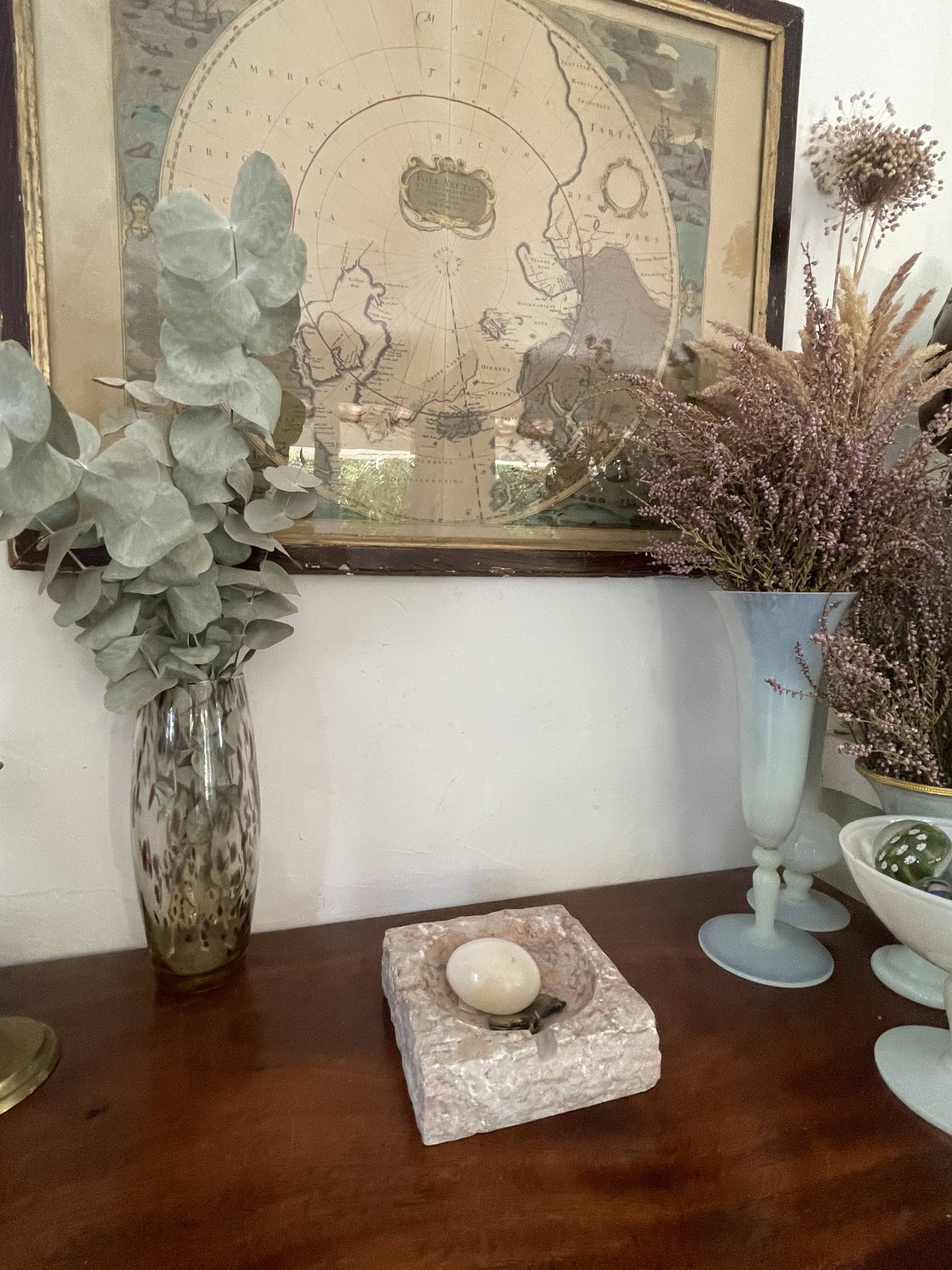 Cendrier en marbre beige rosé vintage