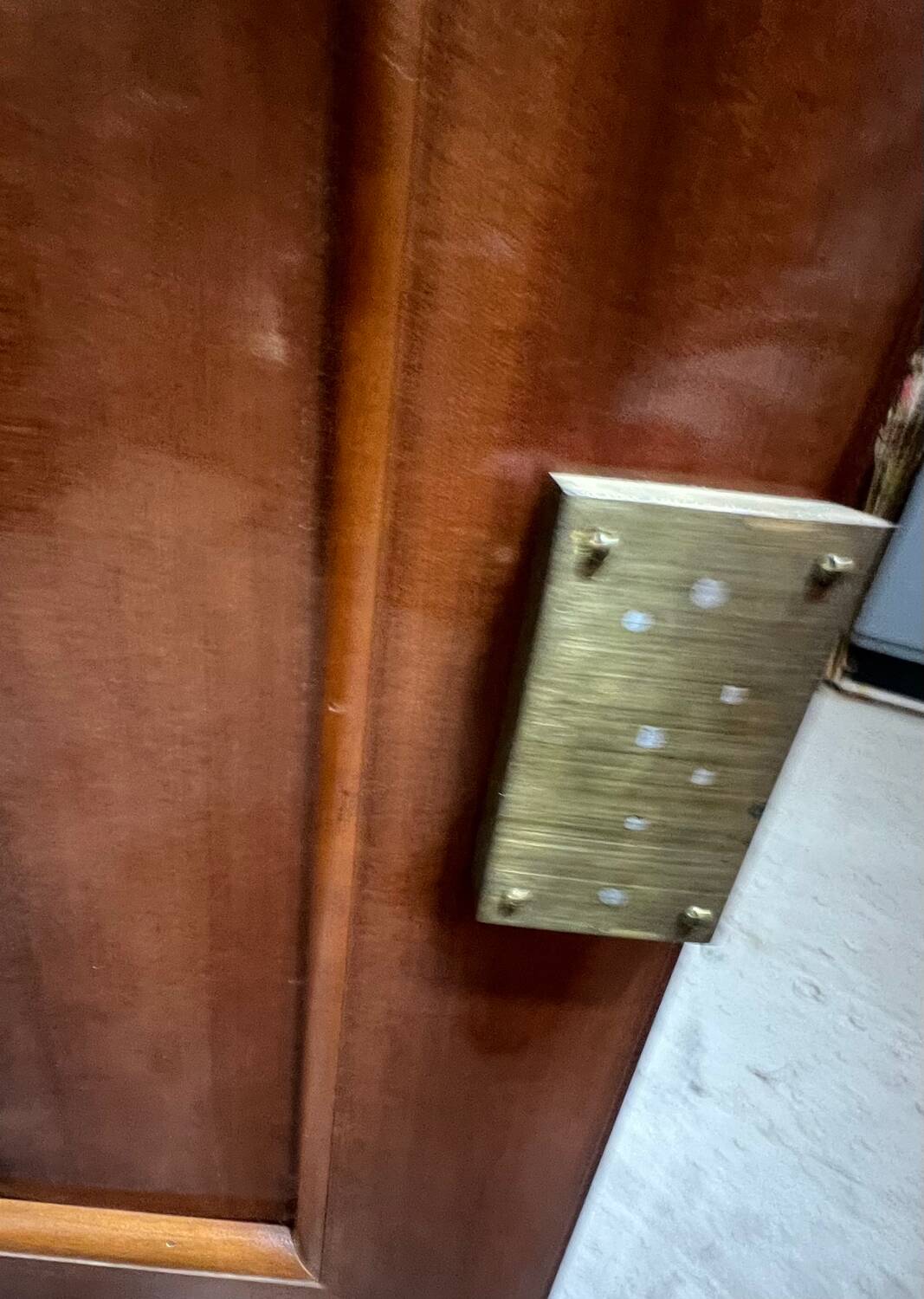 Sideboard Gaston fish