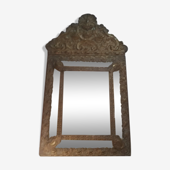 Miroir pareclose en cuivre repoussé Napoléon III 35x60cm