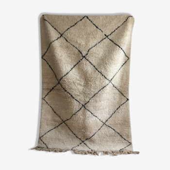 Beni Ouarain woven handmade in Morocco berber rug 232x161cm