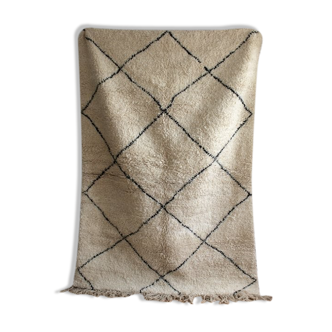 Beni Ouarain woven handmade in Morocco berber rug 232x161cm