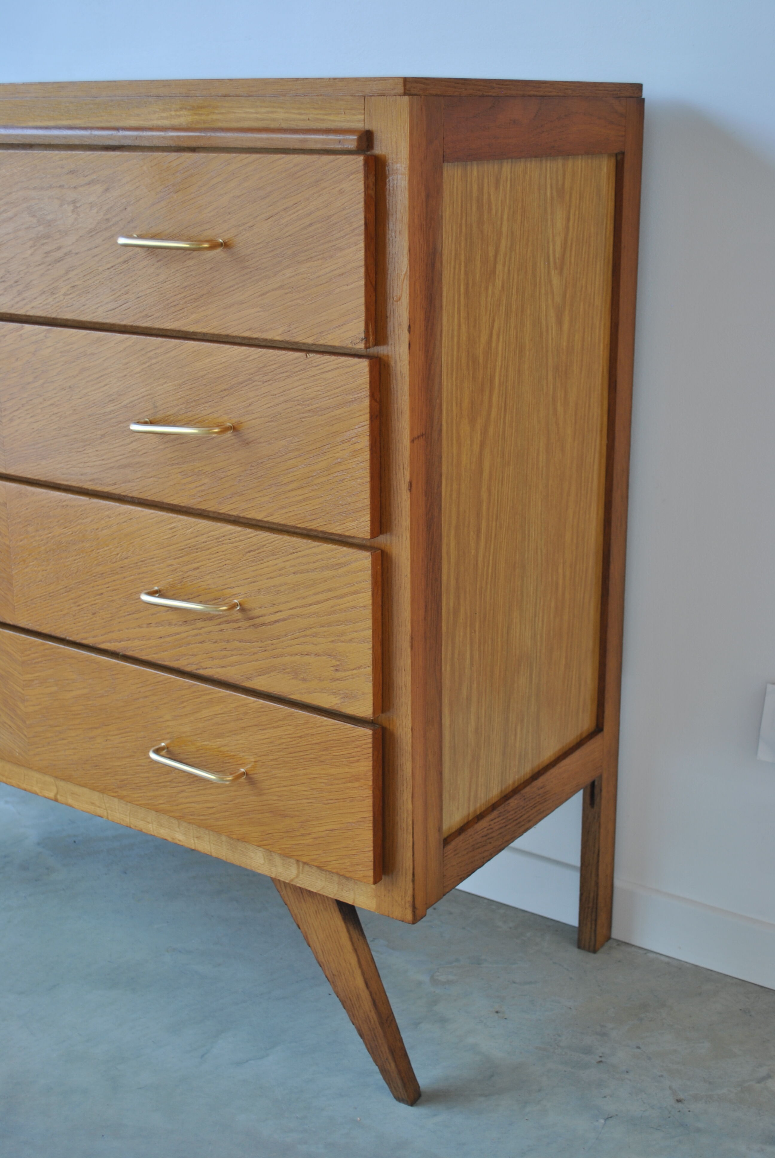 Chest of drawers vintage feet compass 1970
