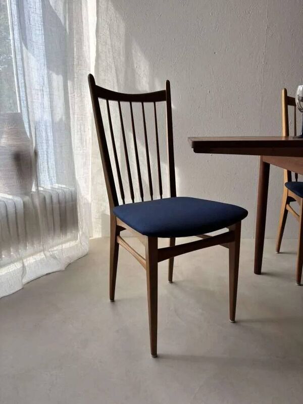 Ensemble vintage de chaises de salle à manger avec nouvelle garniture, 60 dining