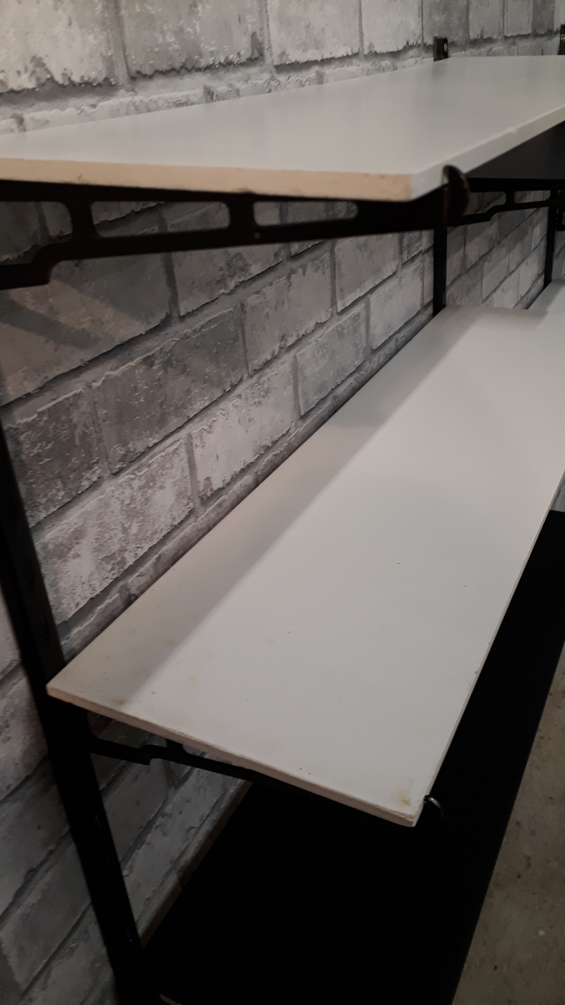 Wall shelf brand Multimueble 1975