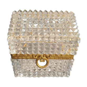 Boîte à bijoux en cristal taillé et  laiton