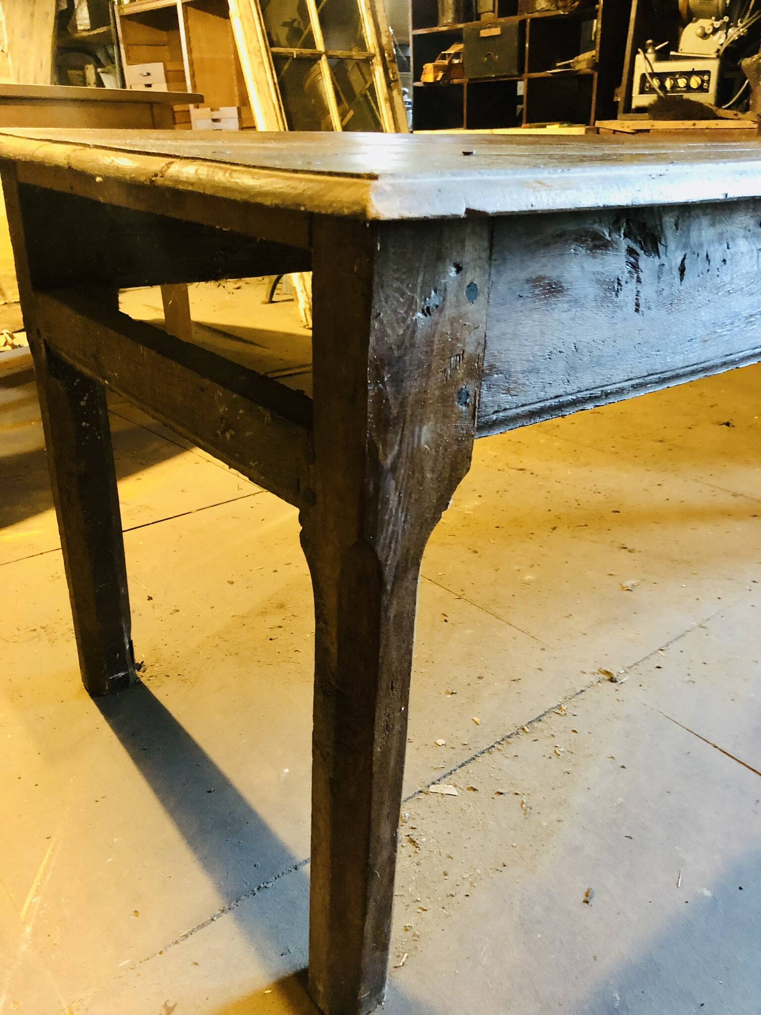 Large country table in cherry wood, late 1800s