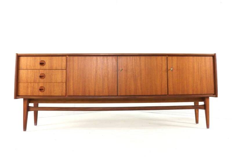 Mid  Century Modern sideboard in teak by Bartels  | 205.5 cm restored