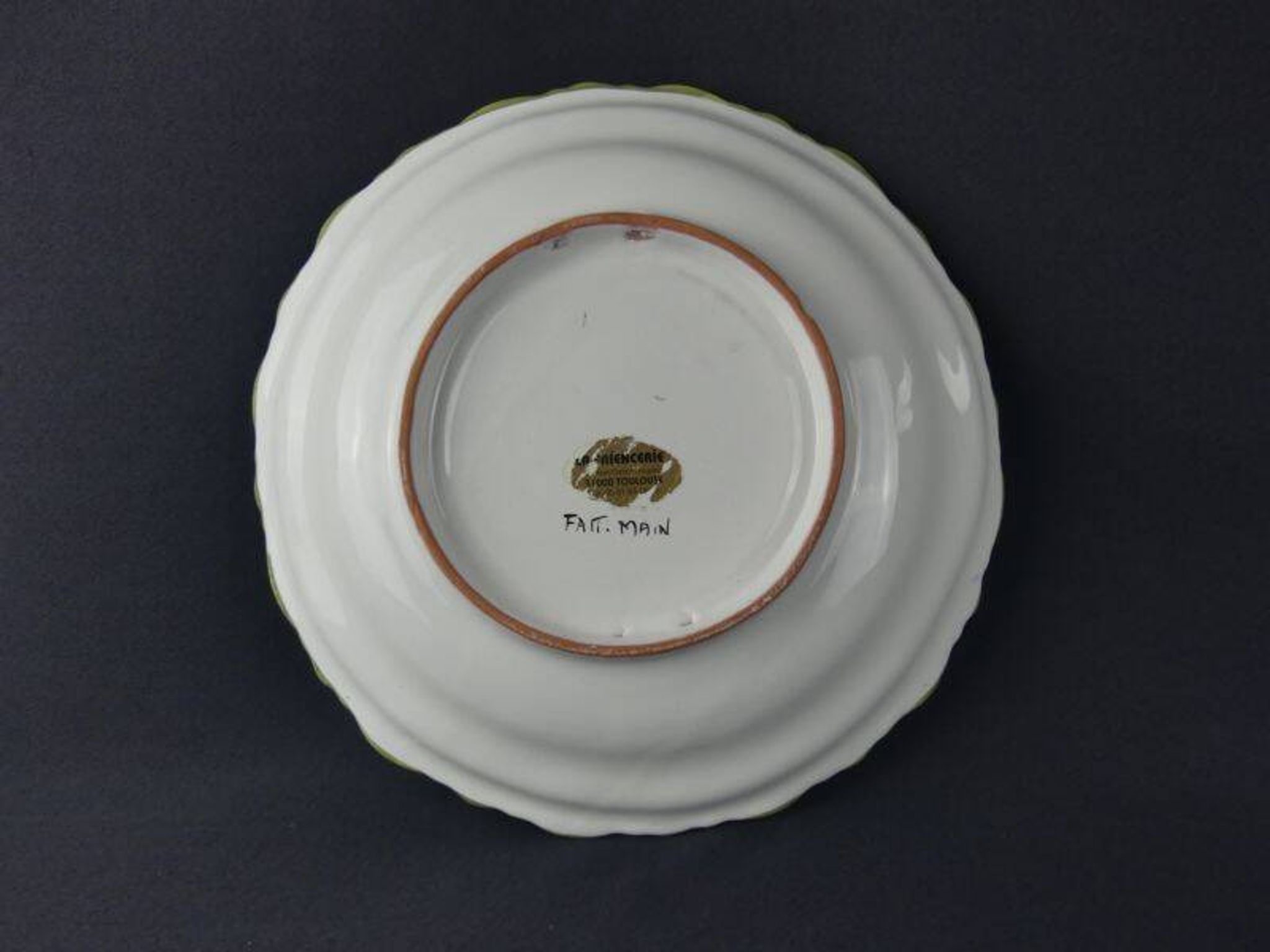 Earthenware plate from Martres Tolosane, 31.5 cm