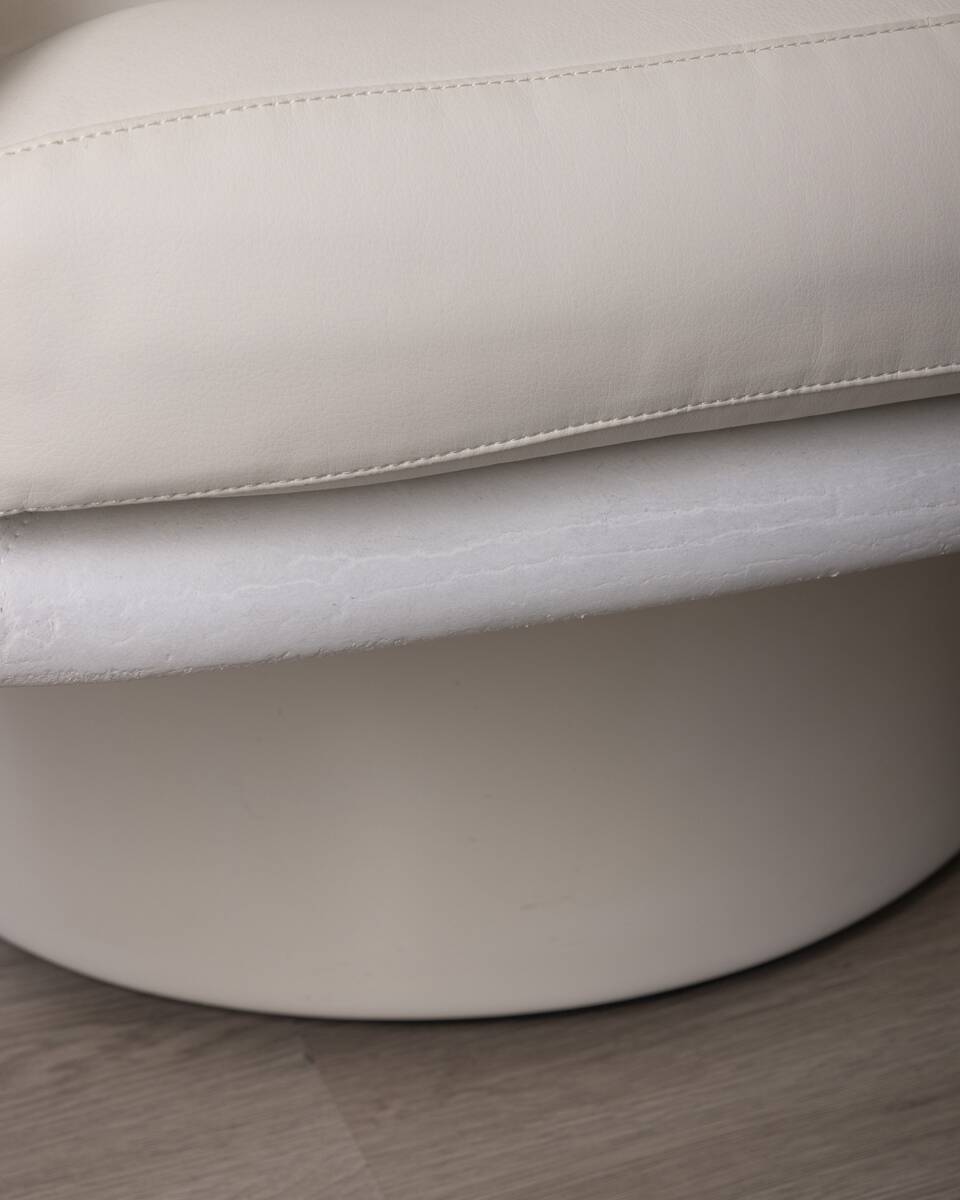 Vintage armchair from the 1960s, "elda" designed by joe colombo for comfort