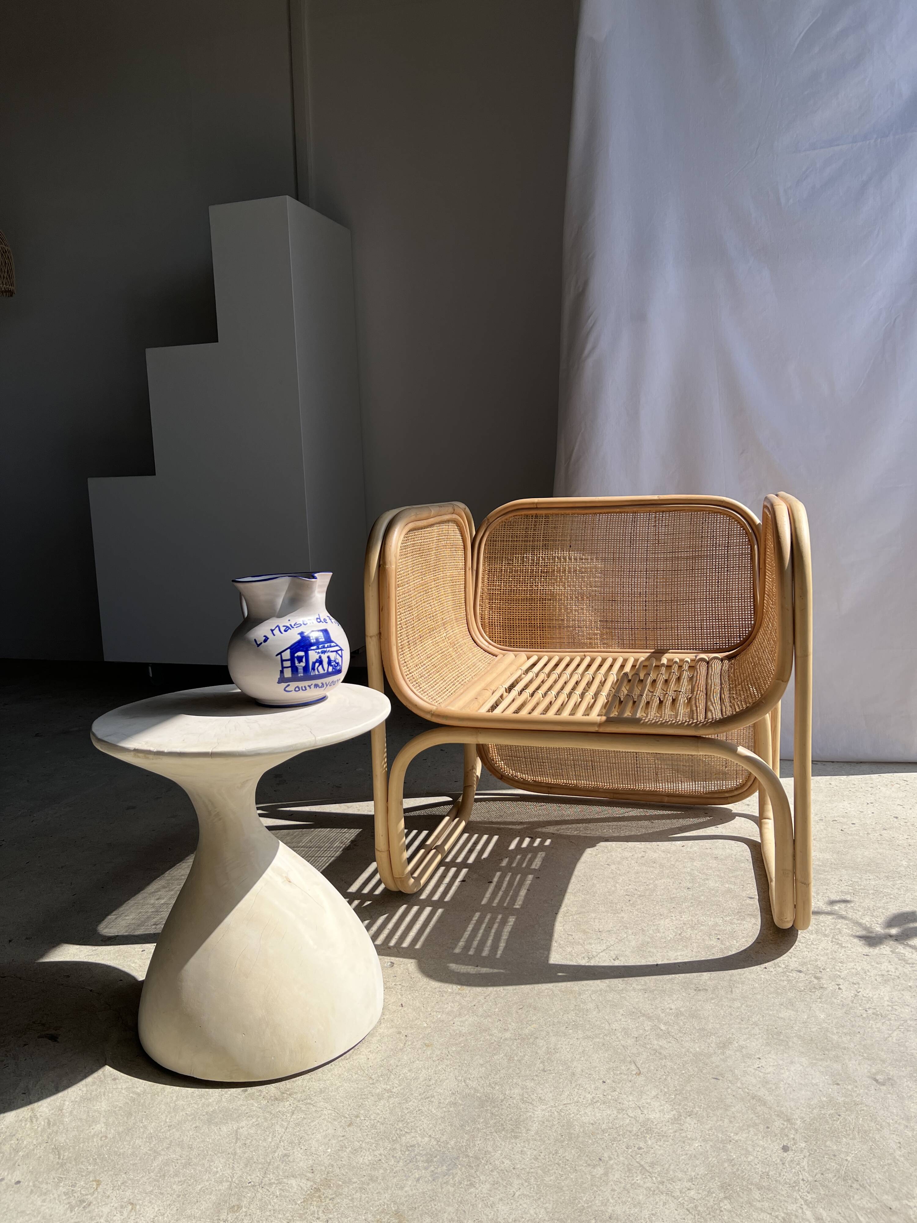 Amsterdam rattan armchair with U-shaped armrest, squared canework
