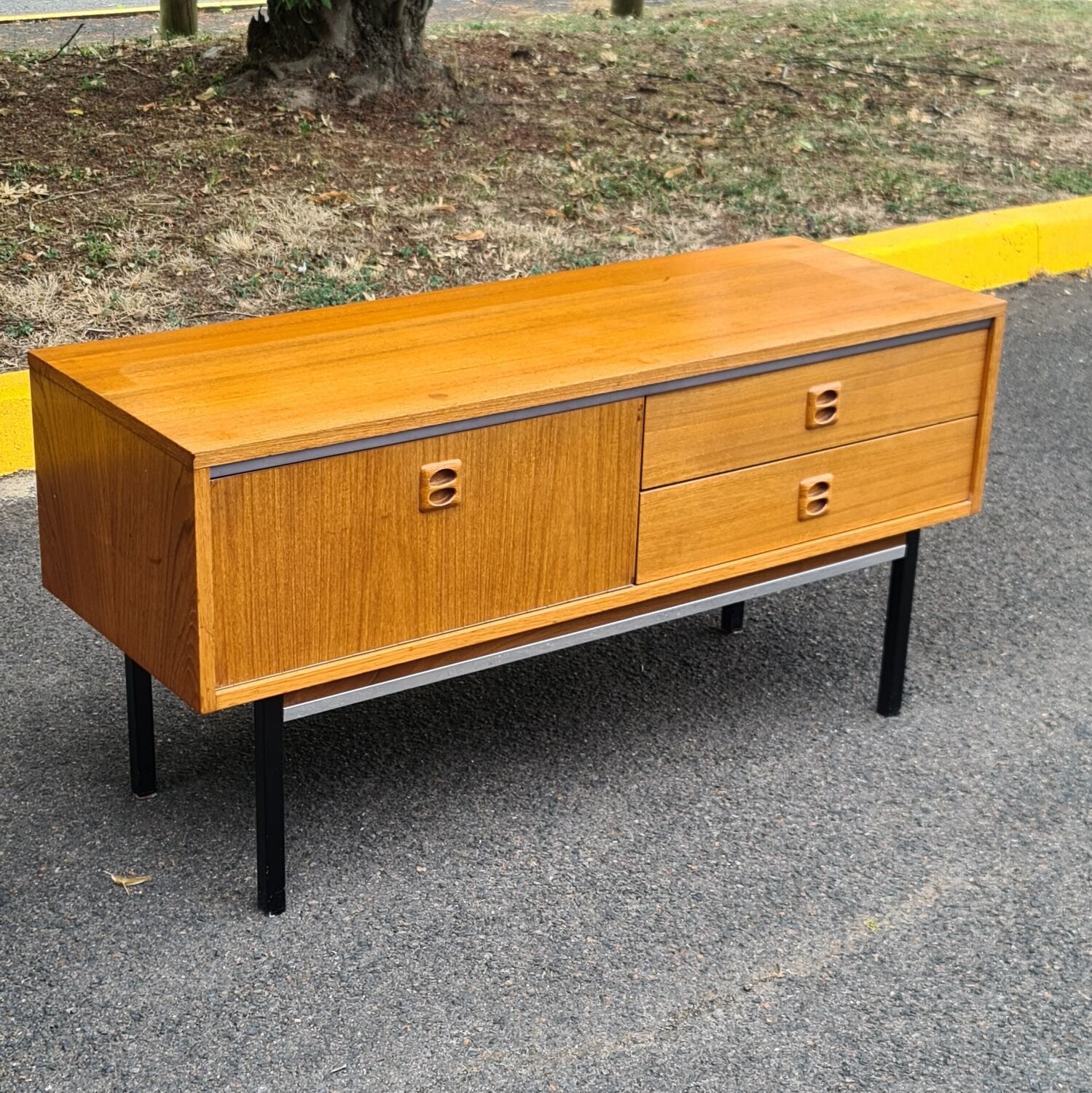 Vintage scandinavian tv sideboard