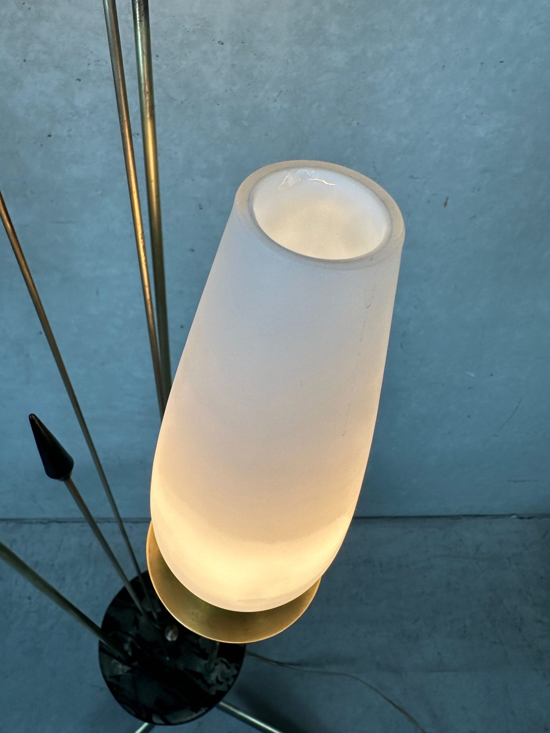 Vintage brass floor lamp – Lunel
