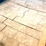 Log to be laid