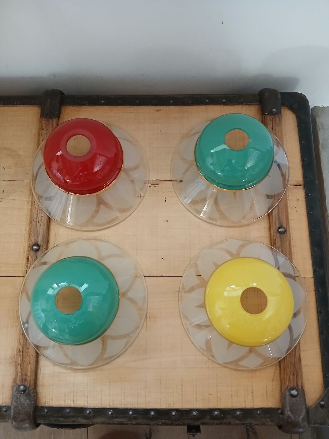 4 Art Deco glass pendant lights