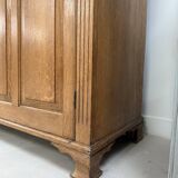 Large two-part display case (renovated)