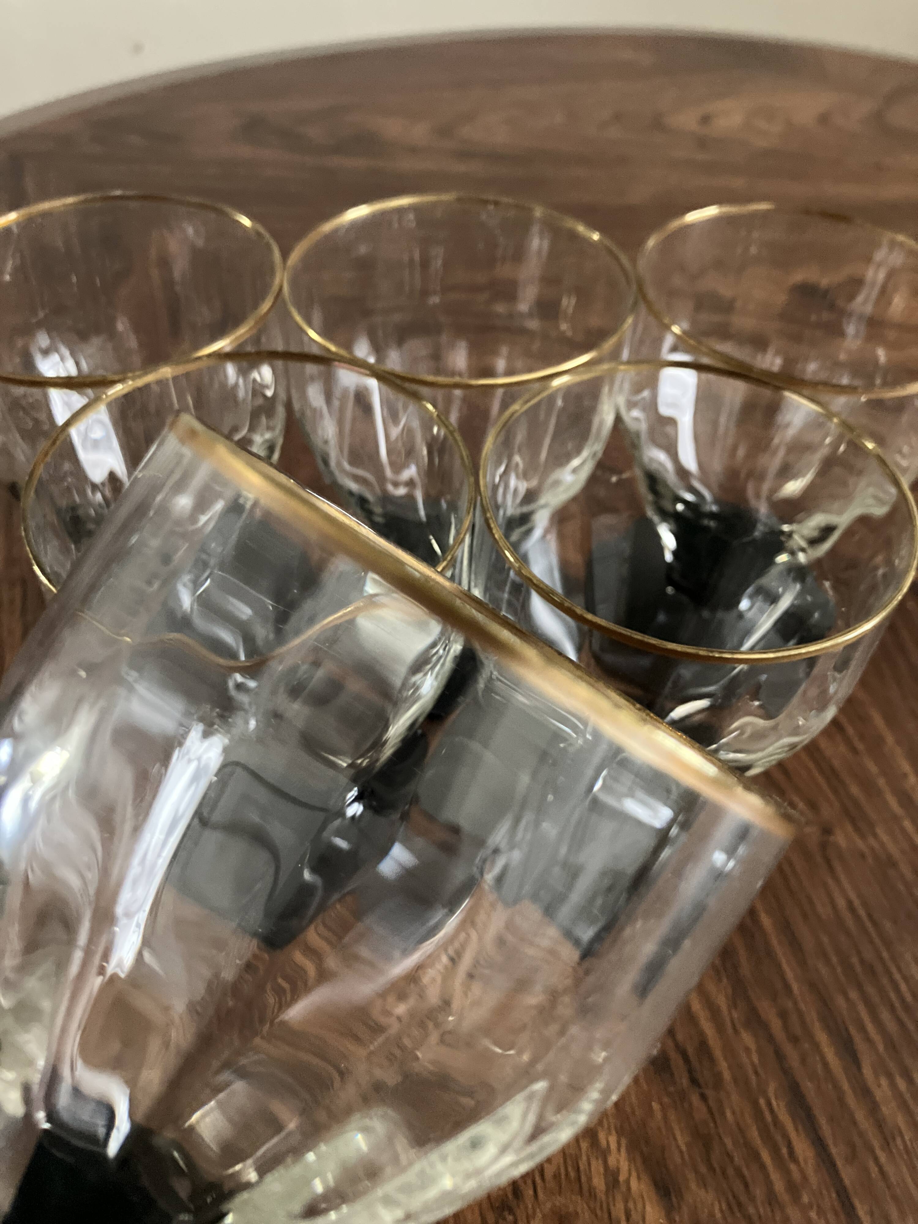 Suite de 6 verres Art Déco, années 30