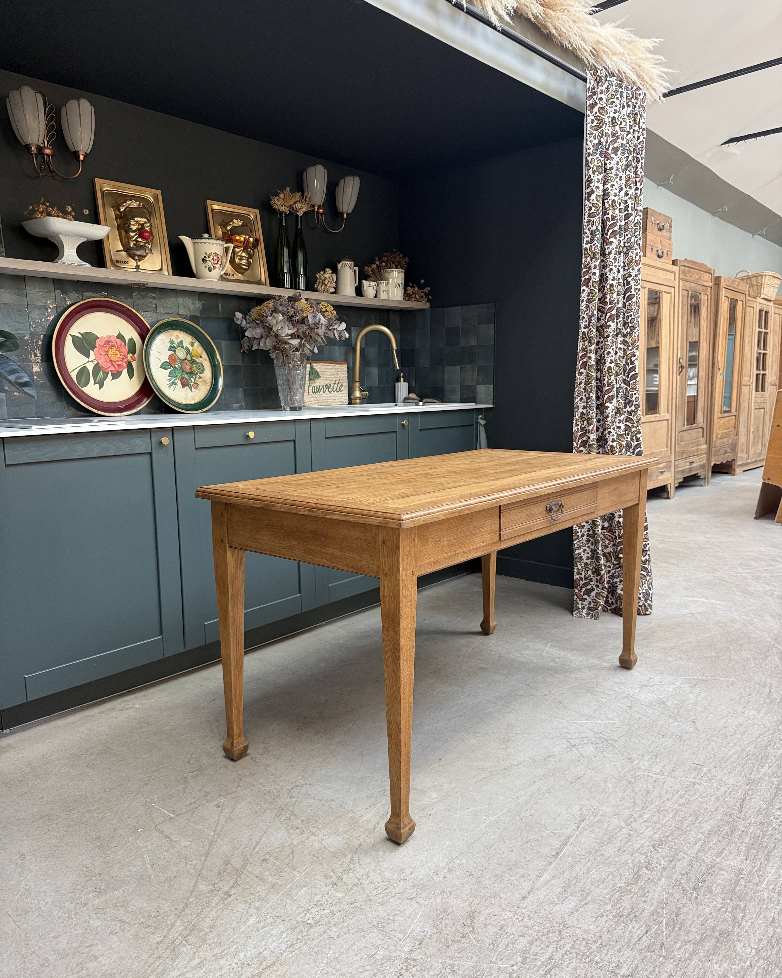 Antique solid oak table (renovated)