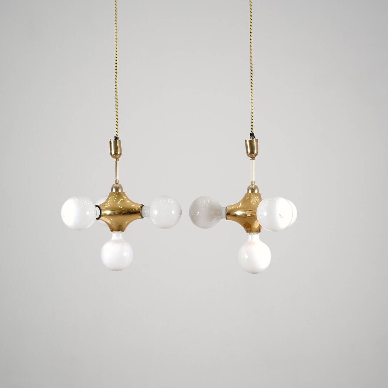 „Atomic“ ceiling lamps from Cosack Leuchten, Germany