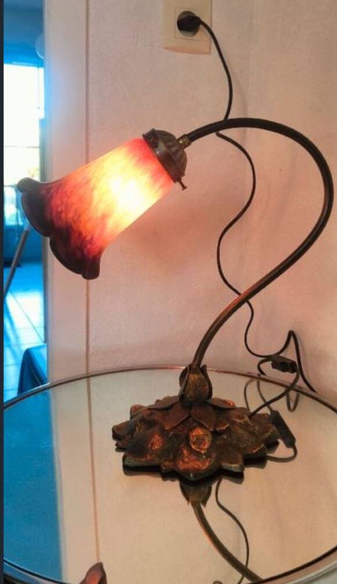 1940s Art Deco bronze and tulip lamp signed French glass