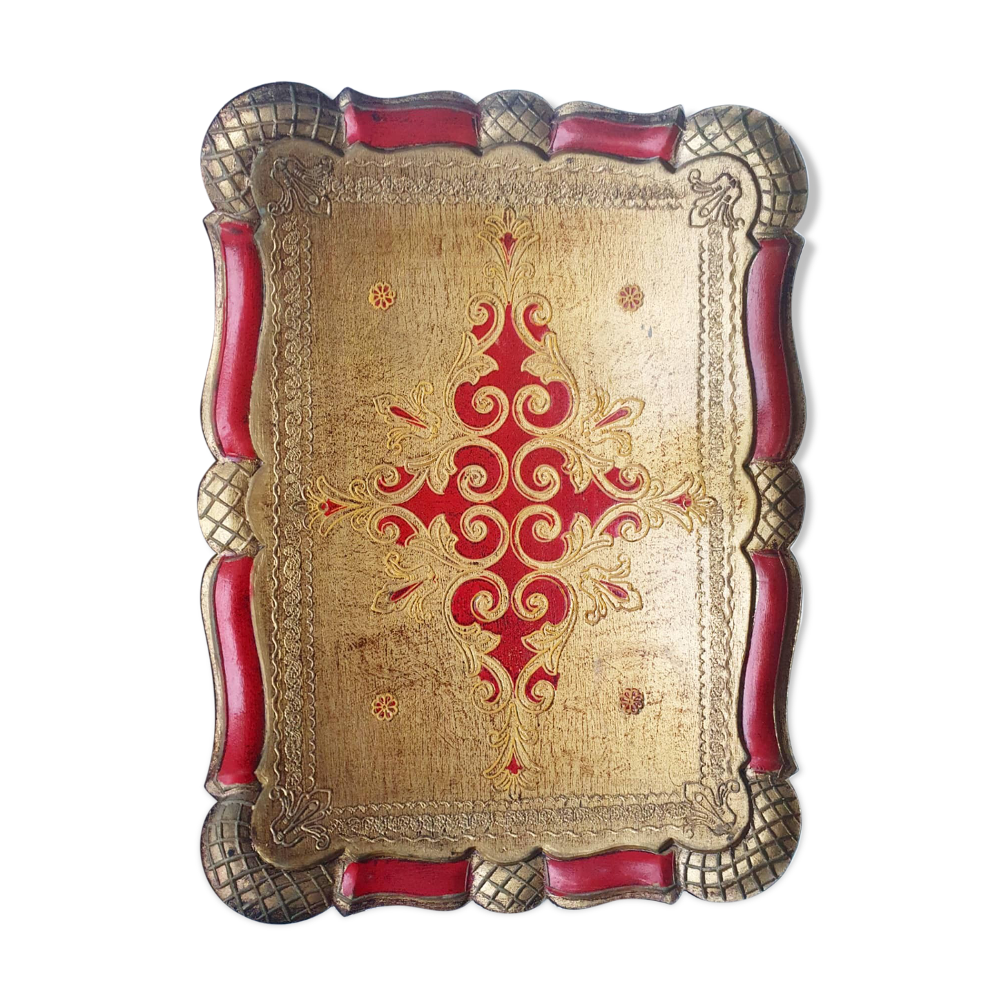 Venetian red and gold plateau