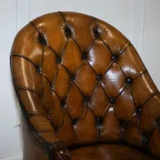 Antique Chesterfield Office Chair in Hand-Dyed Leather in Georgian Style