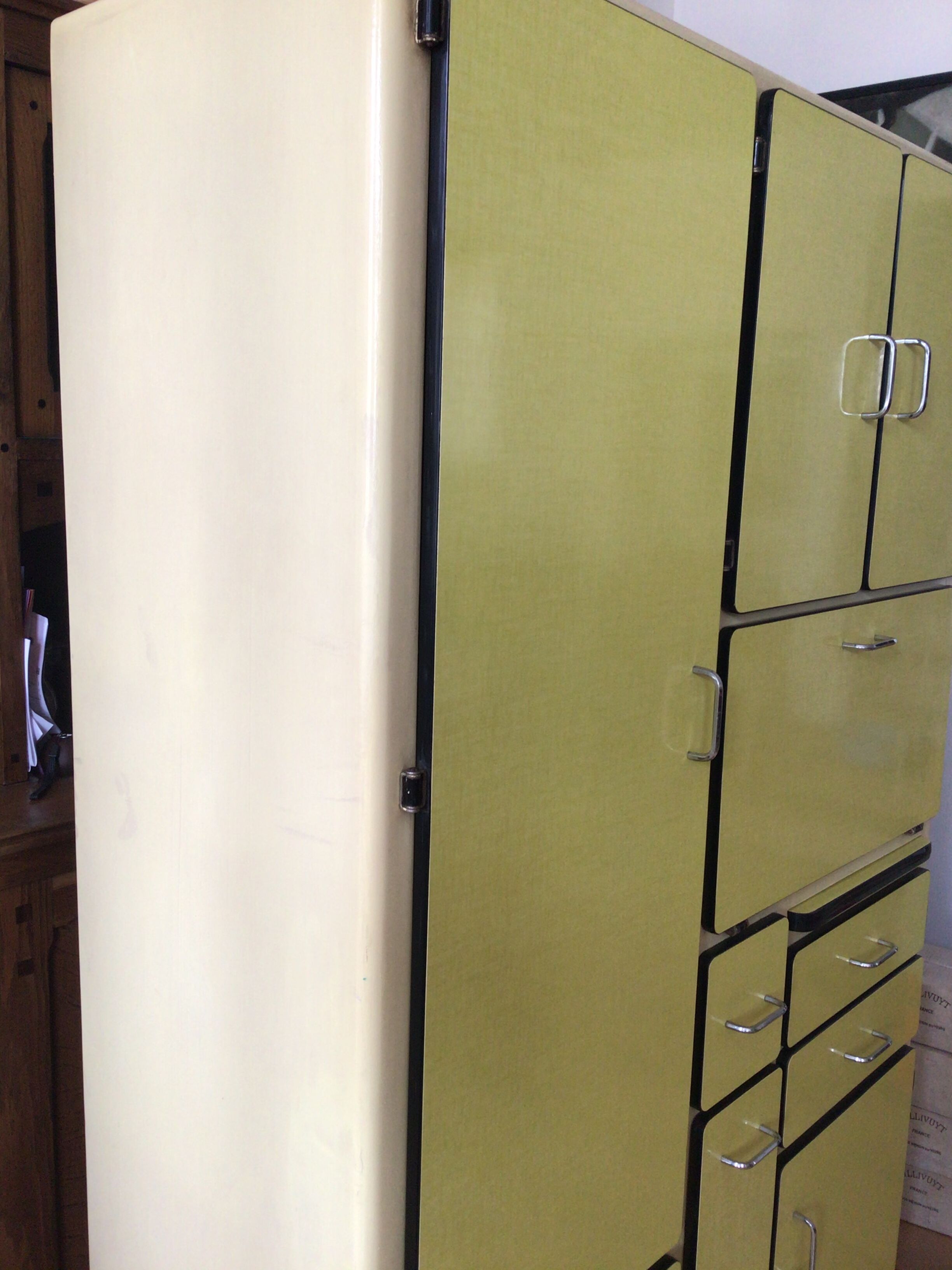 Formica kitchen buffet cabinet