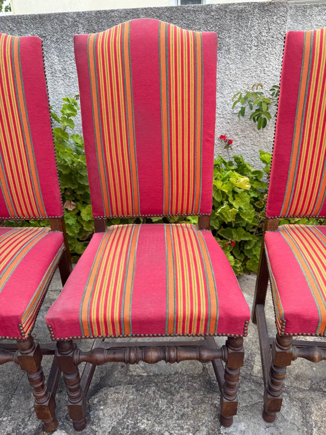 Set of 4 Louis XIII style chairs