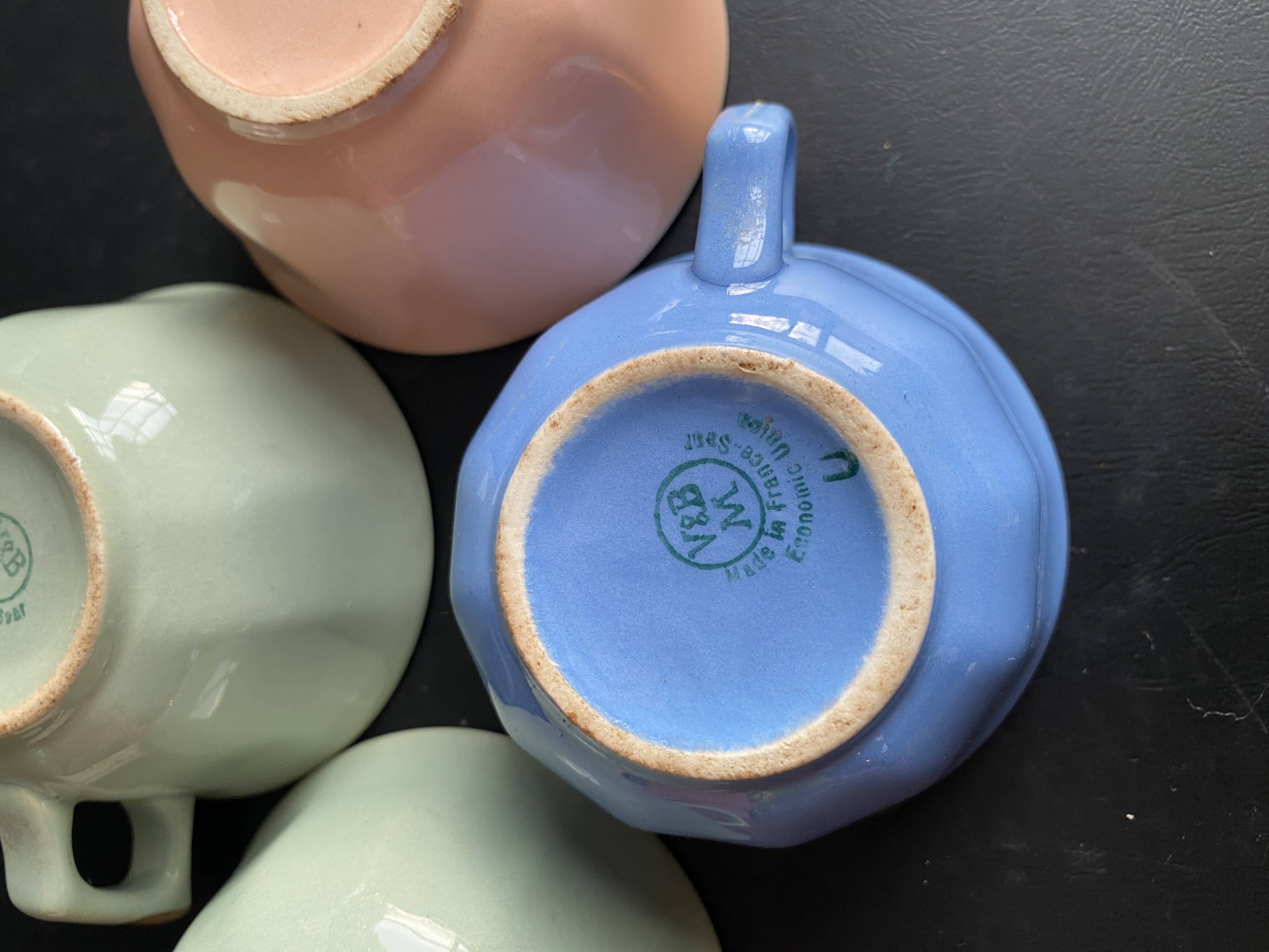 Set of 4 Villeroy & Boch Vintage 50s Cups and Saucers - Pastel & Gold