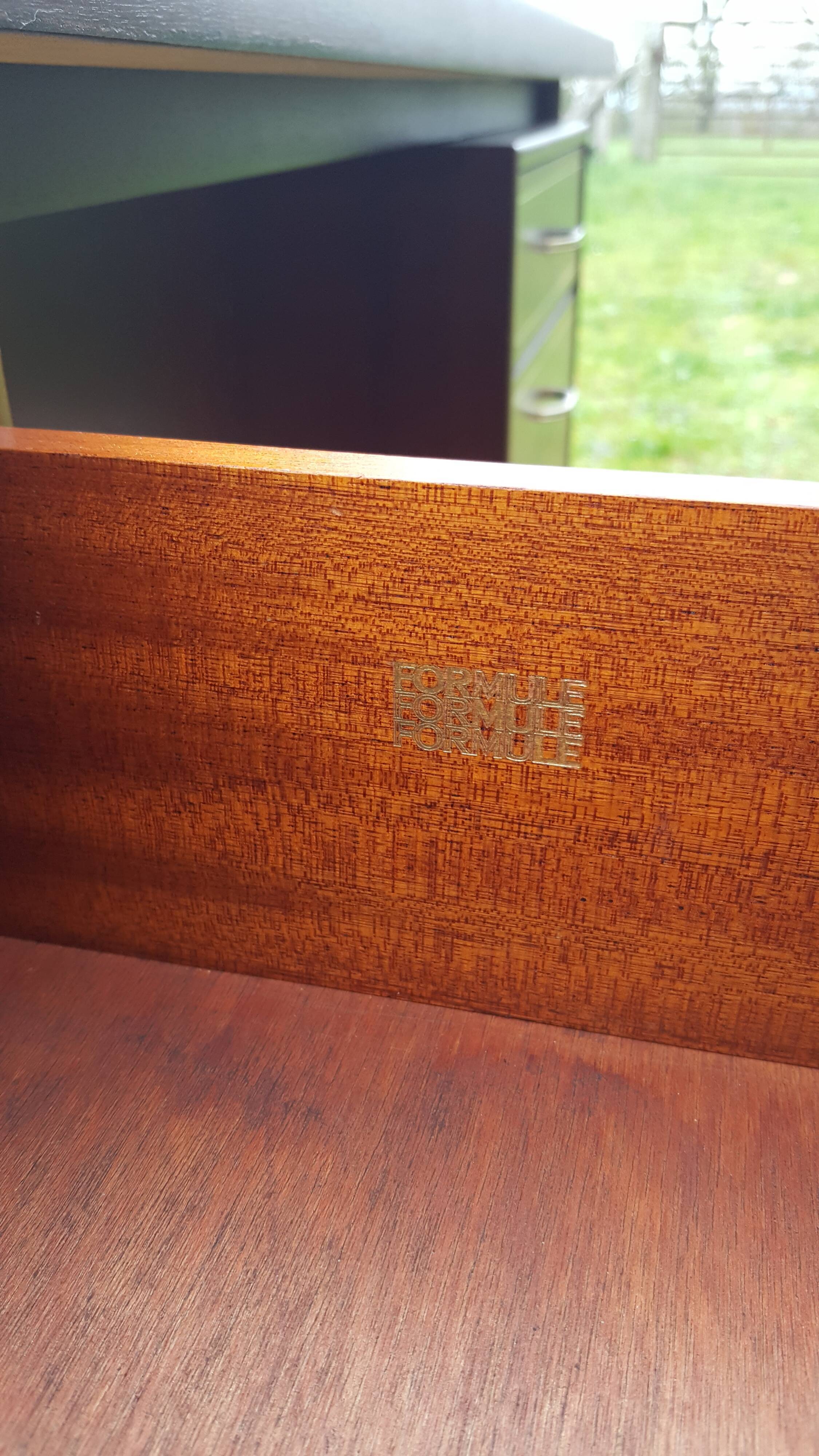 Bureau hollandais en acajou vintage