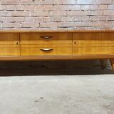 Lowborard row of the 60s"