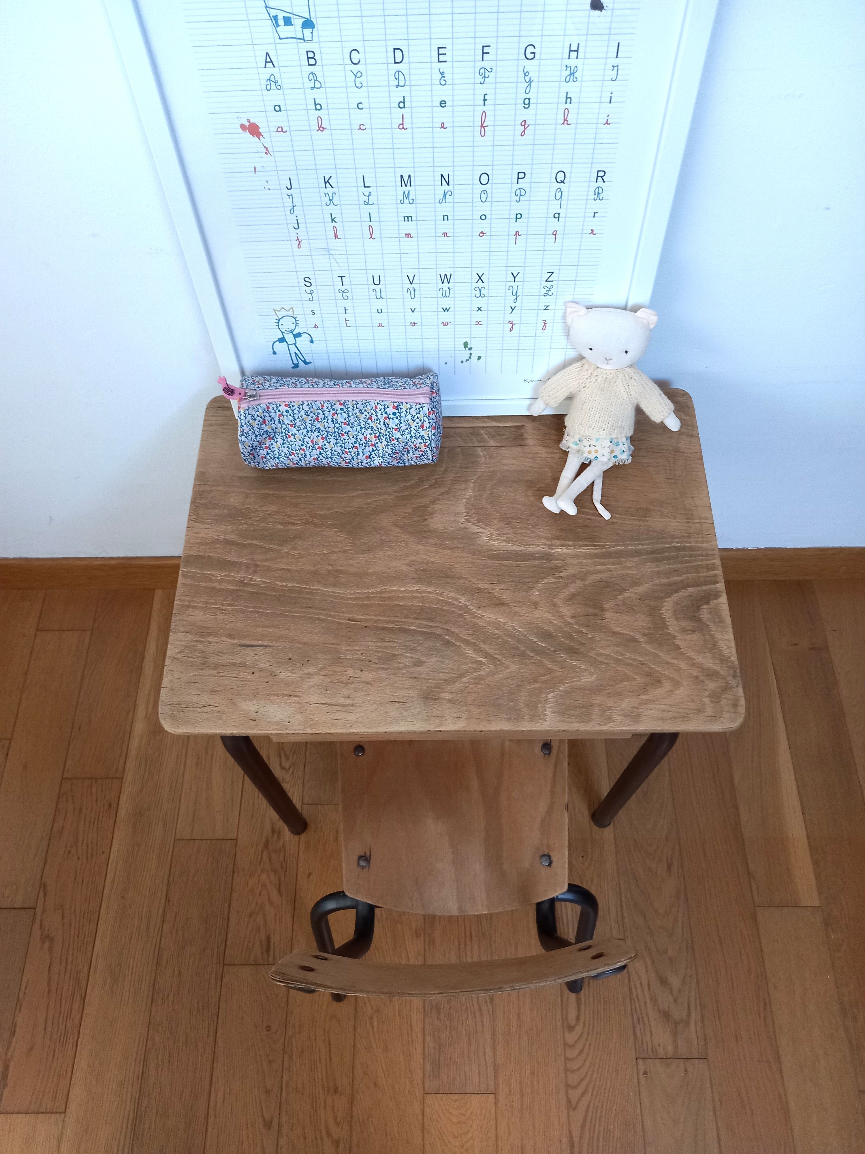 Ensemble bureau & chaise enfant