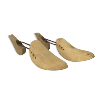 Old 27 cm wooden shoe