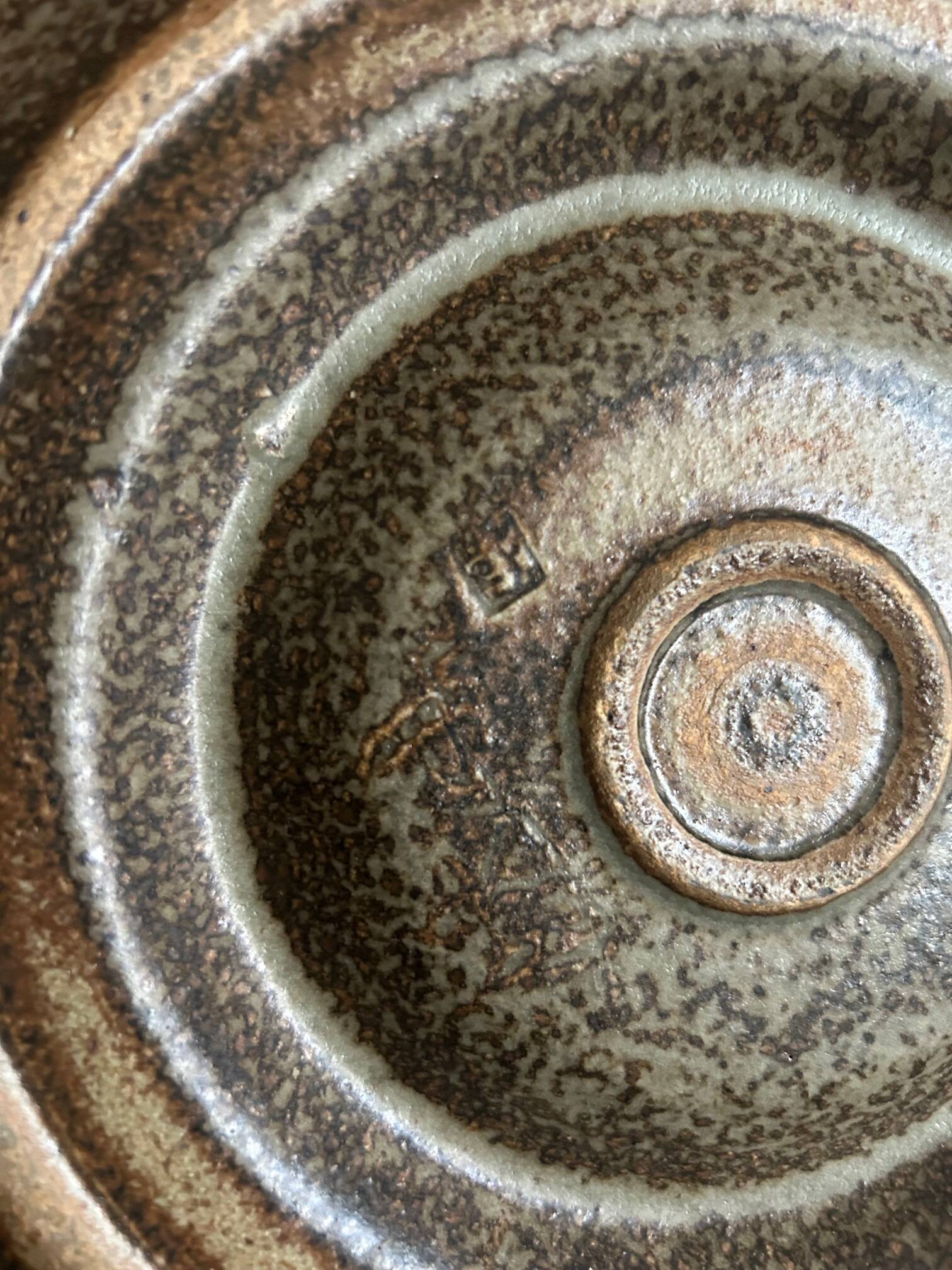 Jean Tessier stoneware tableware, Le Cep workshop